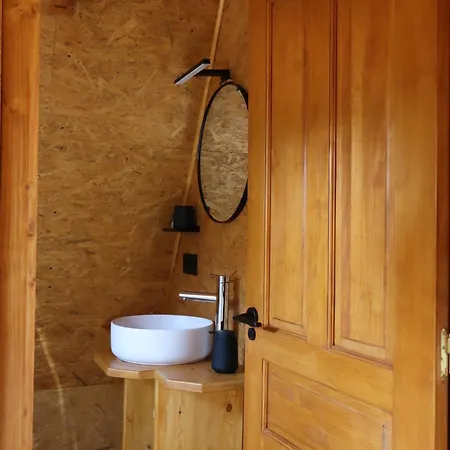 El Roble Glamping - Alpina Familiar Campsite