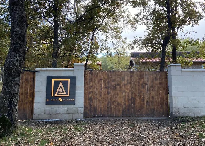 El Roble Glamping - Alpina Familiar Parque de Campismo Lagunilla