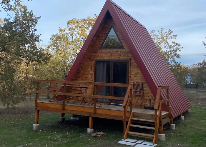 Parque de Campismo El Roble Glamping - Alpina Familiar